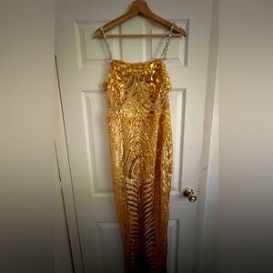 Prom homecoming or new years dress. Never been worn XL